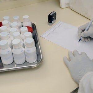 Medical gloves